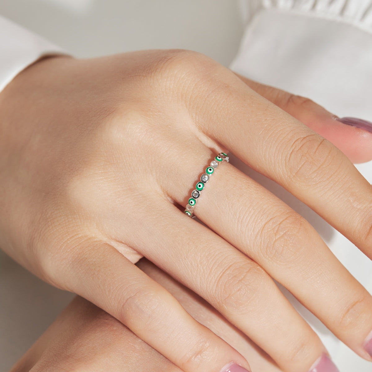 [OAK JURI]Sparkling Vibrant Round Shape Daily Ring