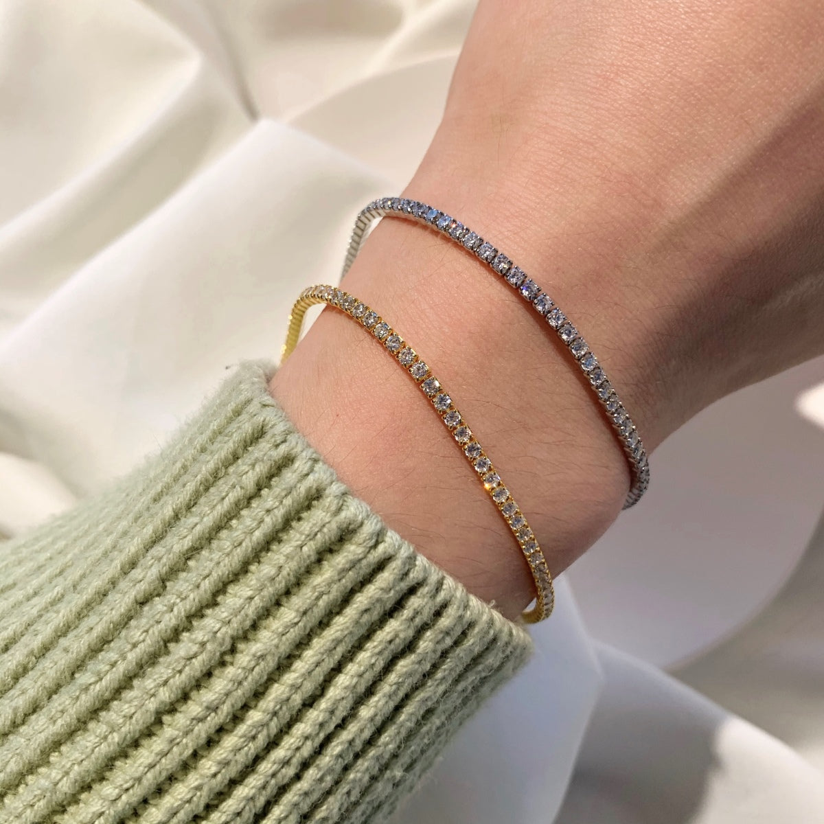 [OAK JURI]Radiant Shinning Princess Cut Tennis Bracelet