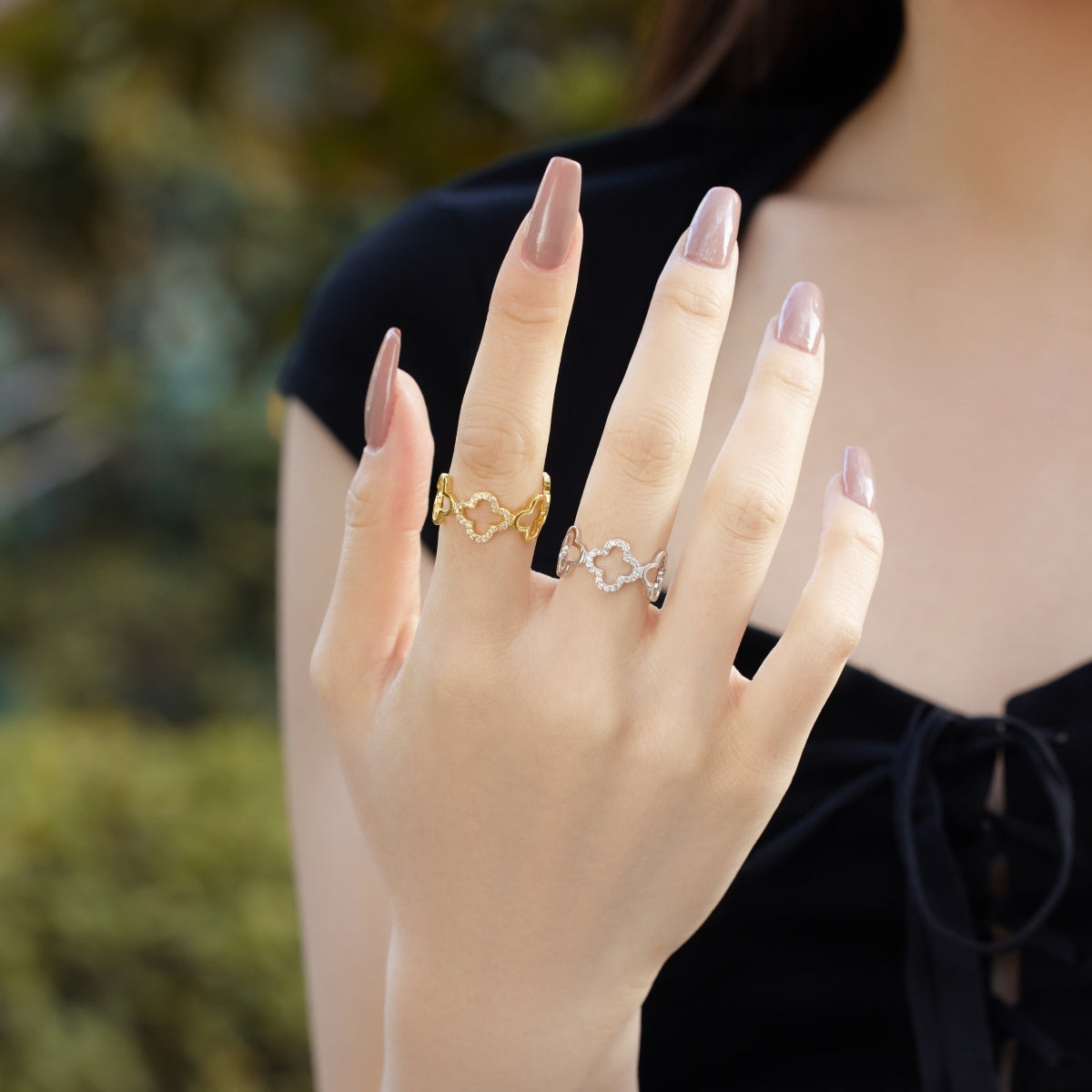 [OAK JURI]Hollow Design Four-Leaf Clover Flower Shape Ring
