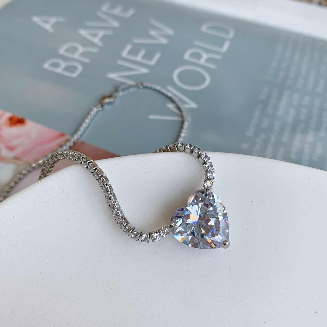 [OAK JURI]8.0 Carat Versatile Colorful Sweet Heart-Shaped Tennis Necklace