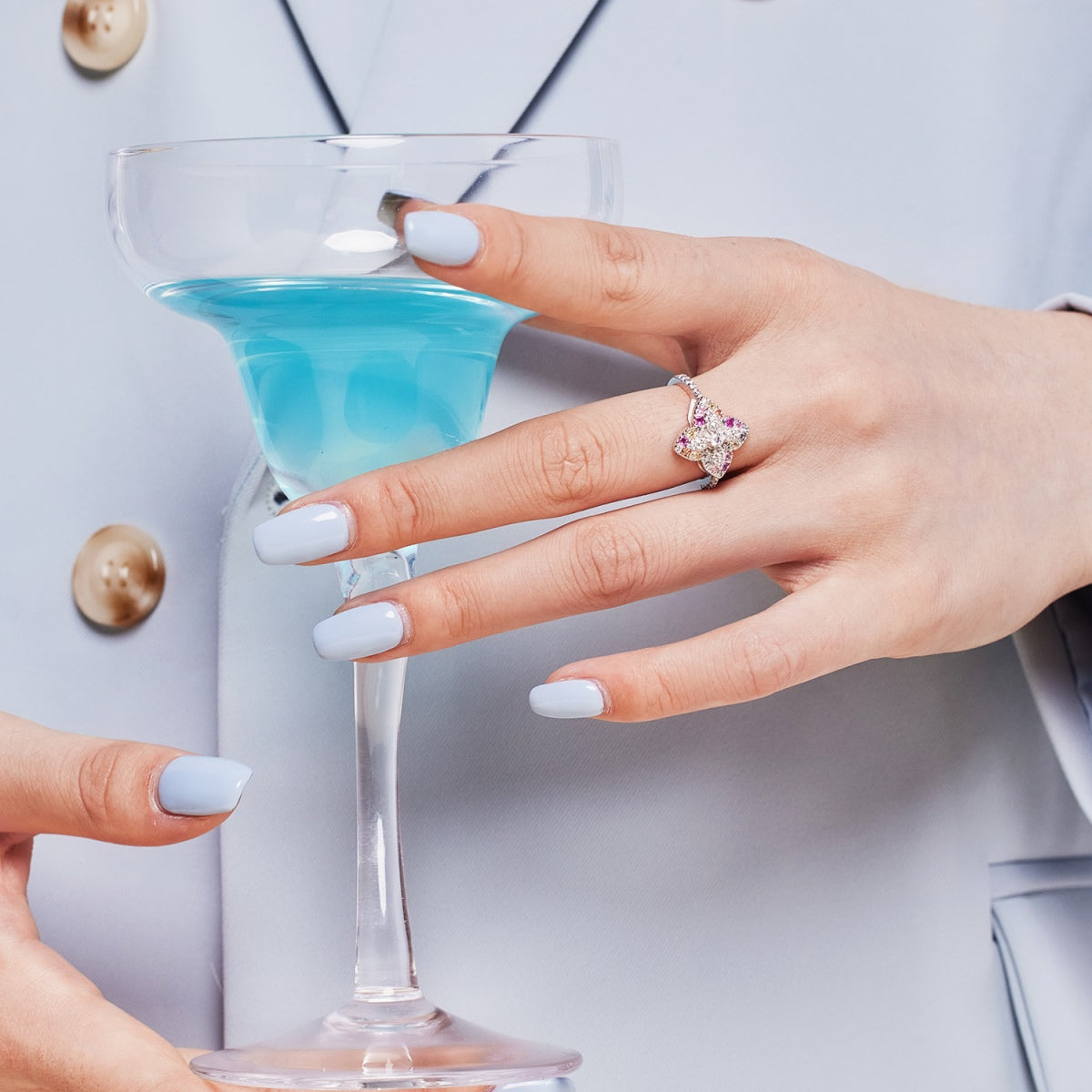 [OAK JURI]Luxurious Colorful Flower Shape Banquet Ring