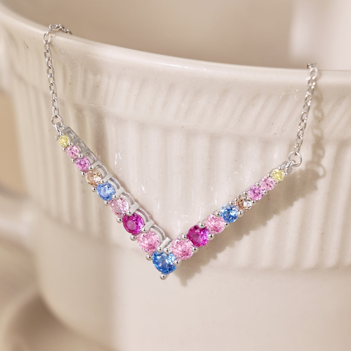 [OAK JURI]Ornate Round Cut Necklace