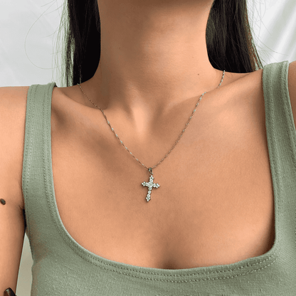 [OAK JURI]Delicate Cross Shape Necklace