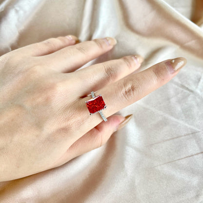 [OAK JURI]4.0 Carat Luxurious Engagement Ring