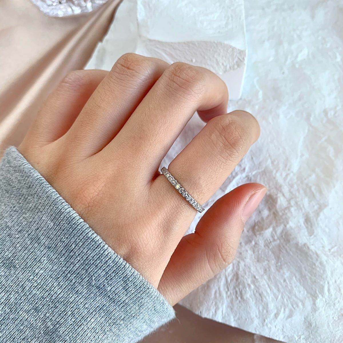 [OAK JURI]Delicate Sparkling Round Cut Daily Ring