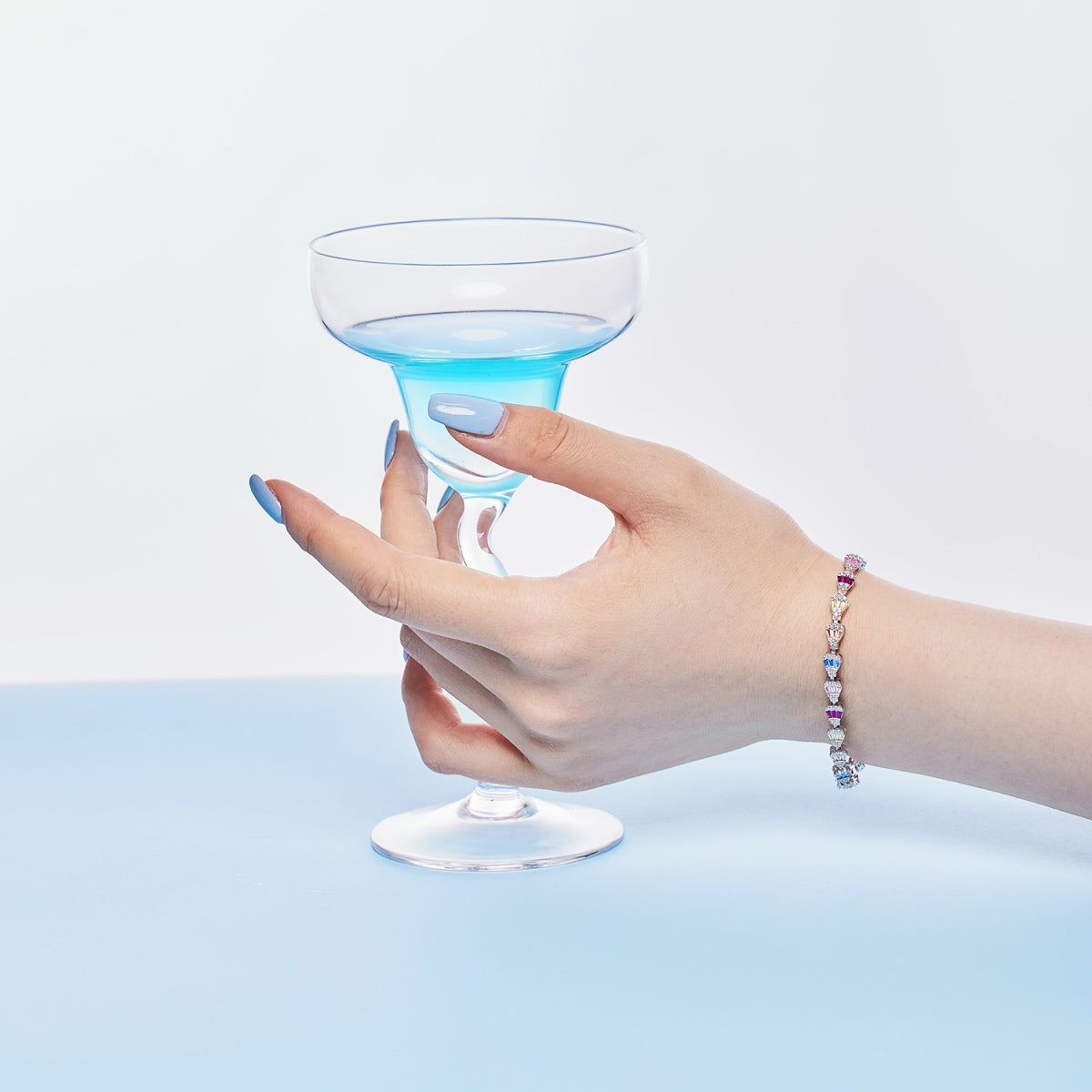 [OAK JURI]Radiant Water Drop Shape Daily Bracelet