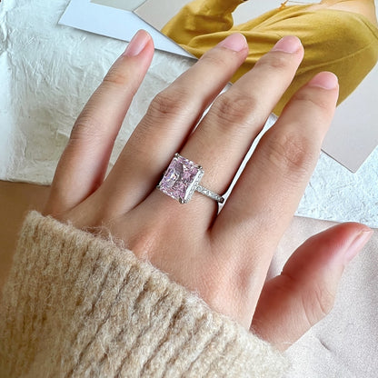 [OAK JURI]4.0 Carat Luxurious Engagement Ring