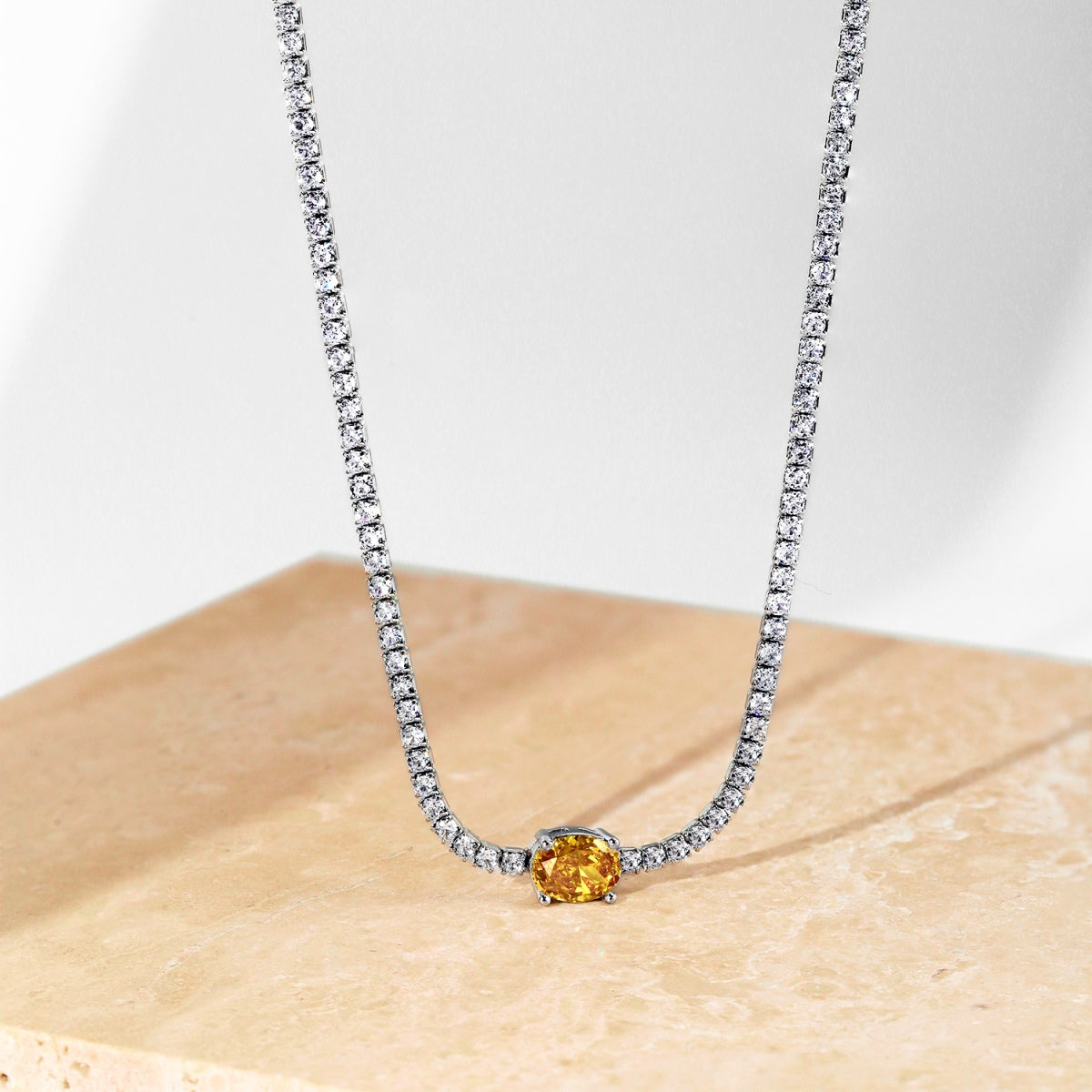 [OAK JURI]1.0 Carat Shining Oval Cut Necklace