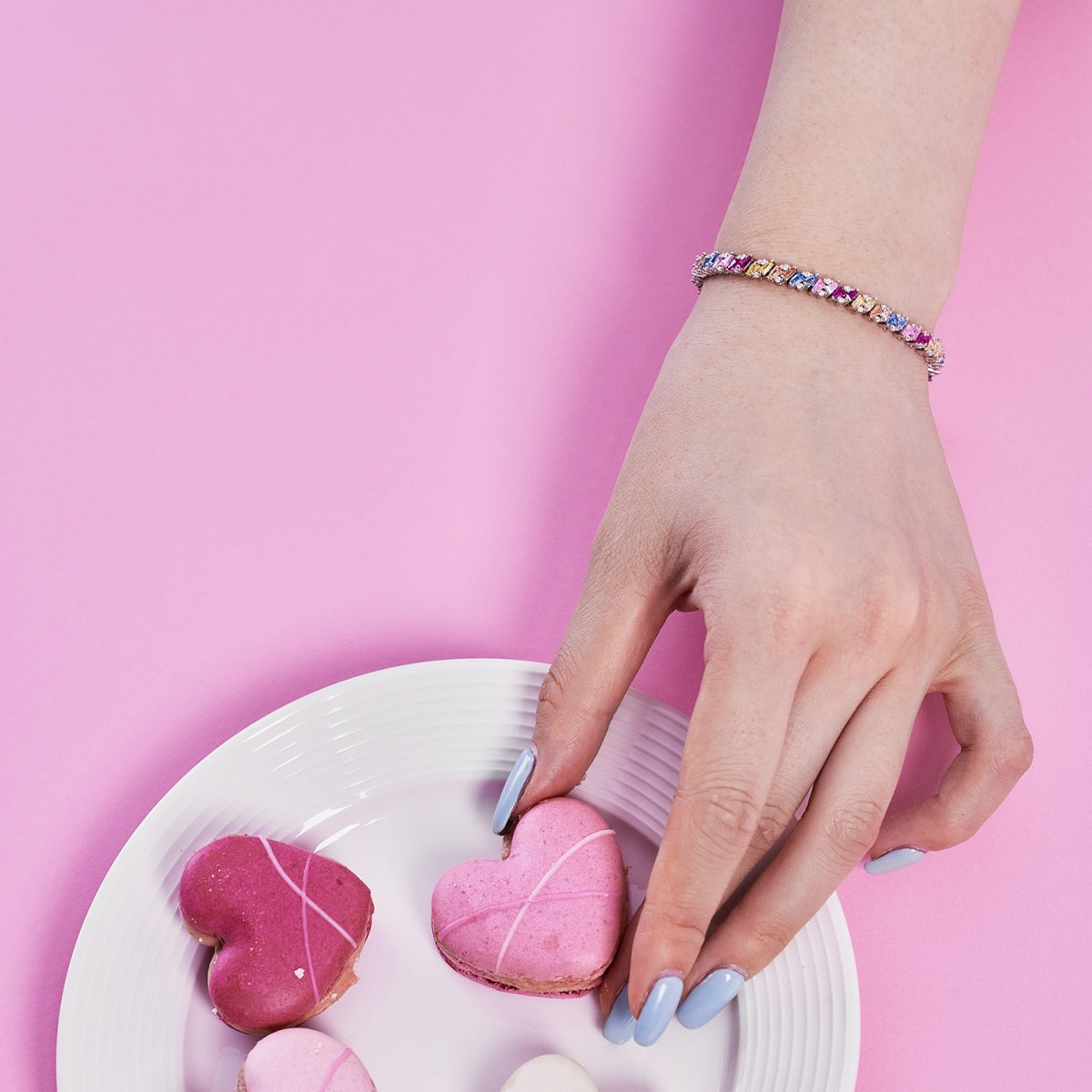 [OAK JURI]Ornate Sparkling Multi Cut Party Bracelet