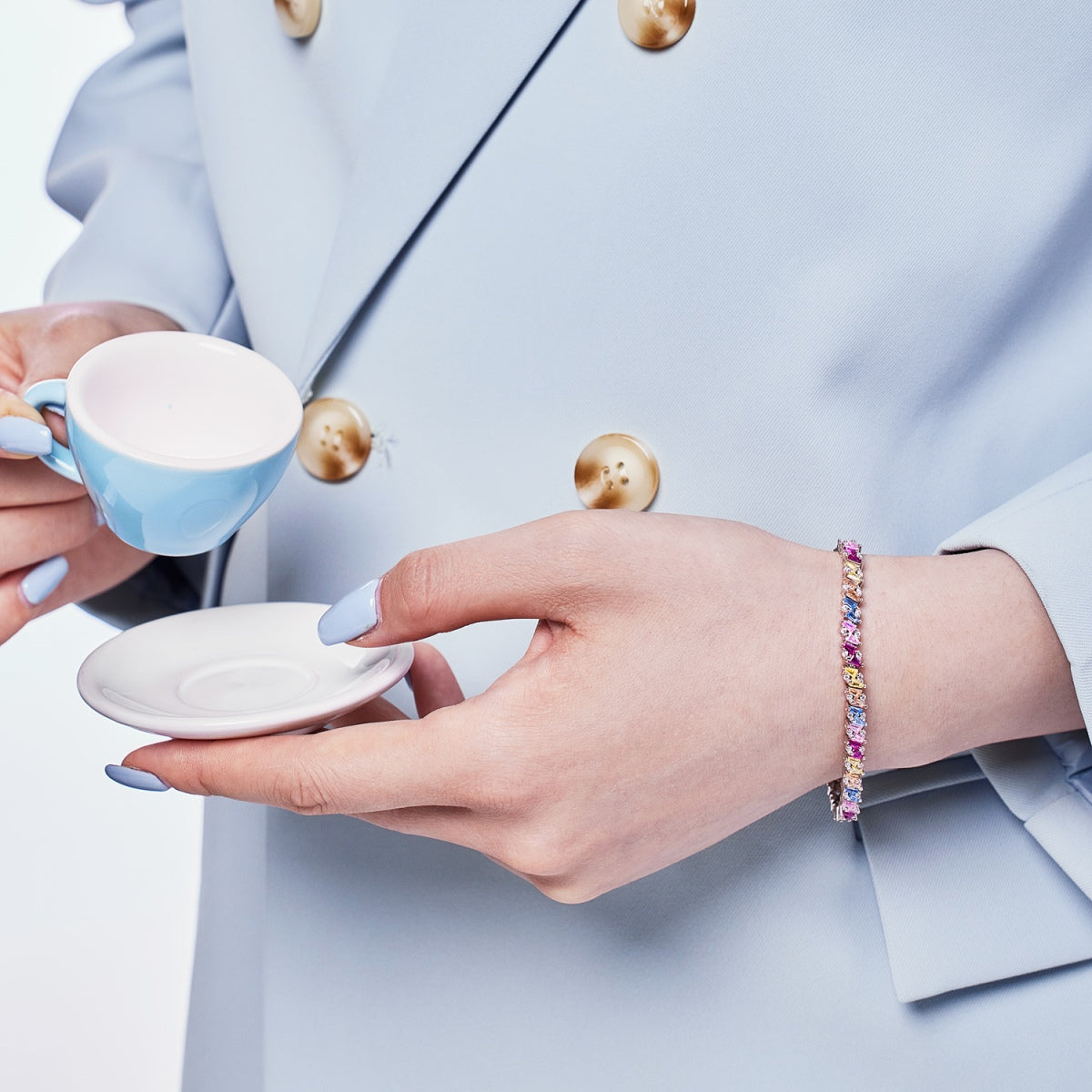 [OAK JURI]Ornate Sparkling Multi Cut Party Bracelet