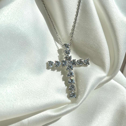 [OAK JURI]Radiant Cross Shape Necklace