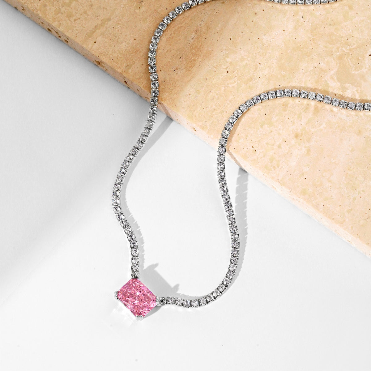 [OAK JURI]4.0 Carat Elegant Radiant Cut Necklace