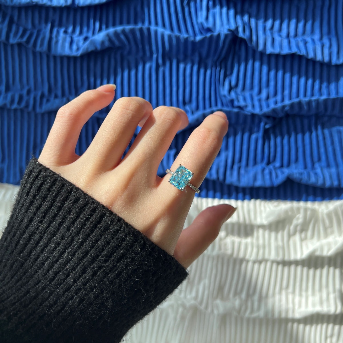 [OAK JURI]4.0 Carat Luxurious Engagement Ring