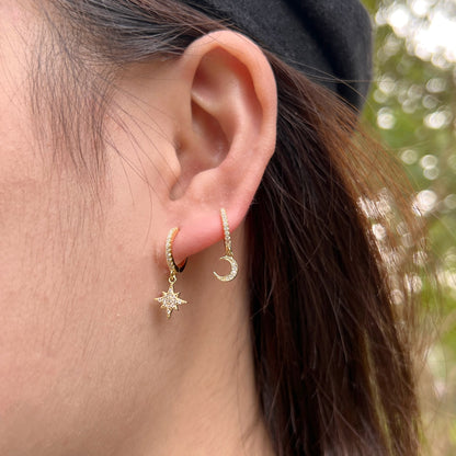 [OAK JURI]Star and Moon Asymmetric Earrings