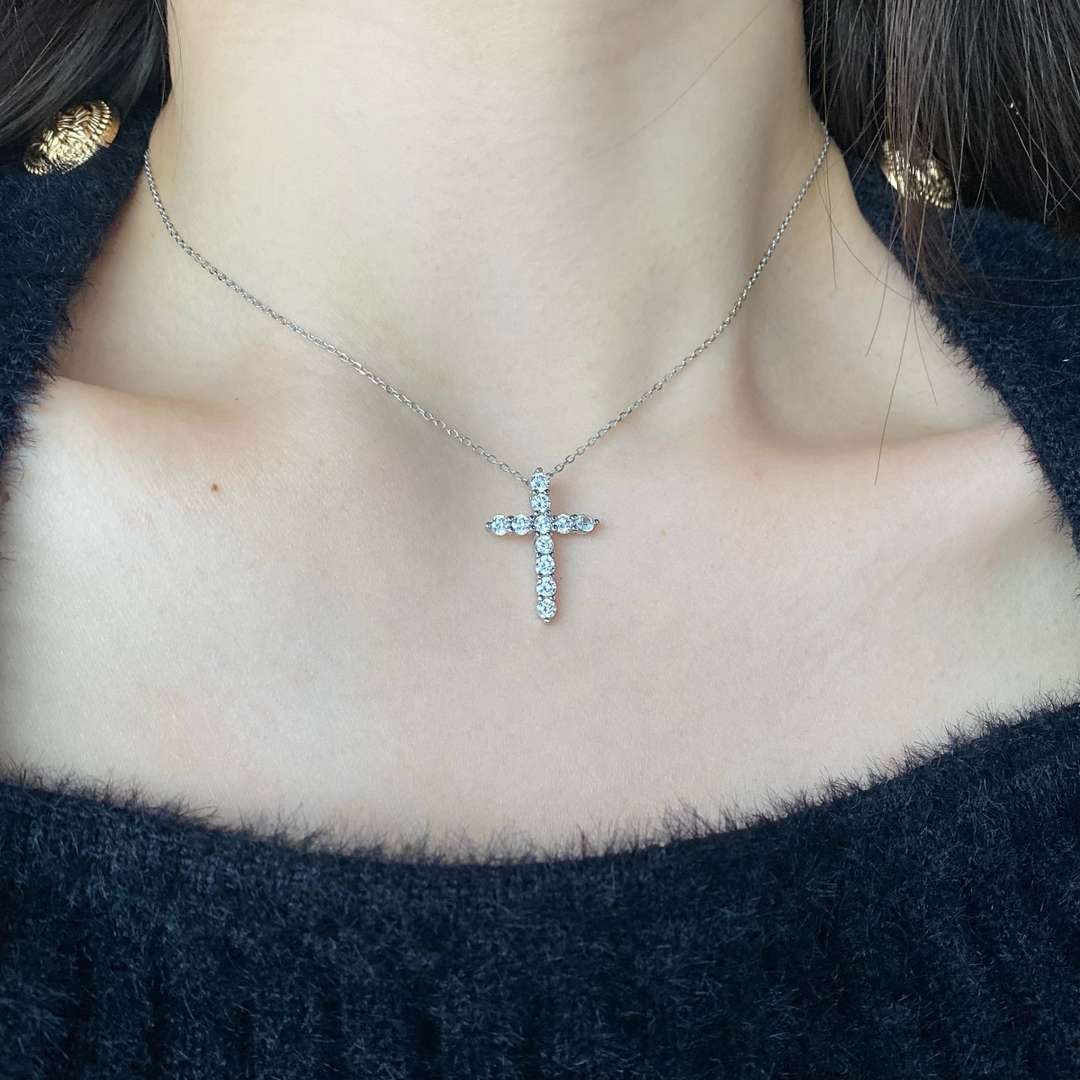 [OAK JURI]Unique Cross Shape Necklace