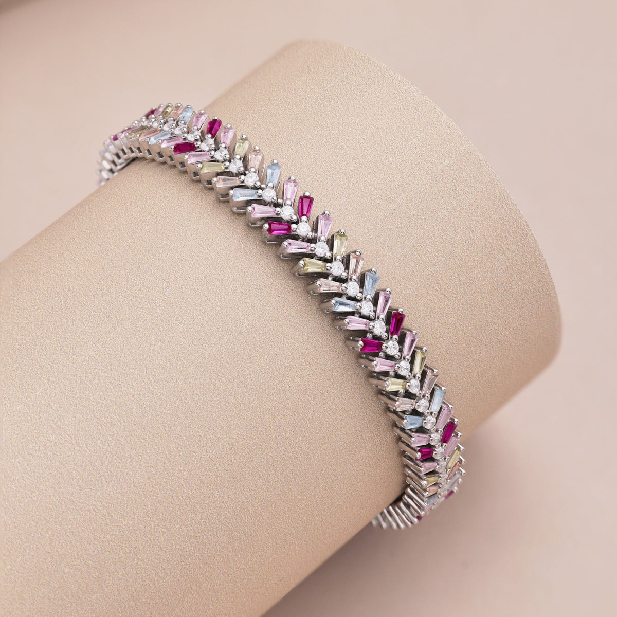 [OAK JURI]Dainty Radiant Emerald Cut Daily Bracelet