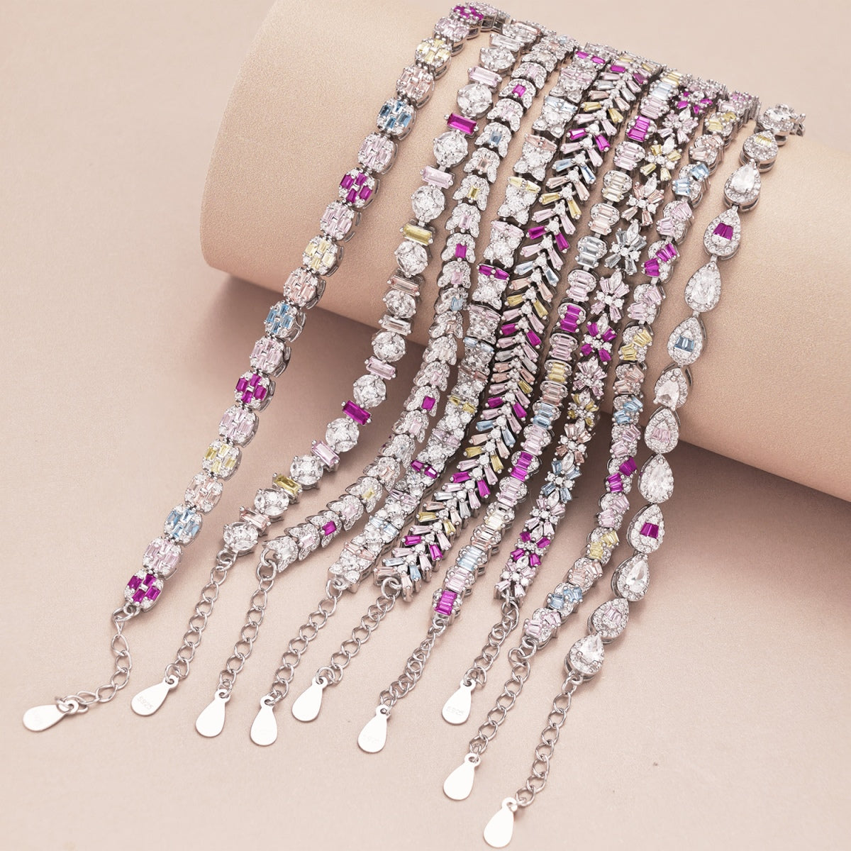 [OAK JURI]Dainty Radiant Emerald Cut Daily Bracelet
