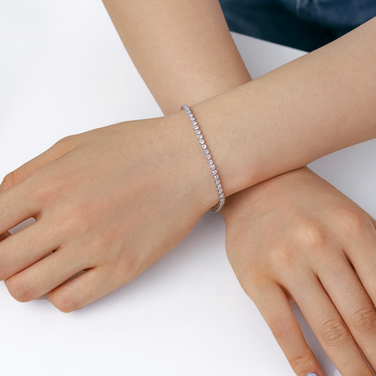 [OAK JURI]Dazzling Sparkling Round Cut Daily Bracelet