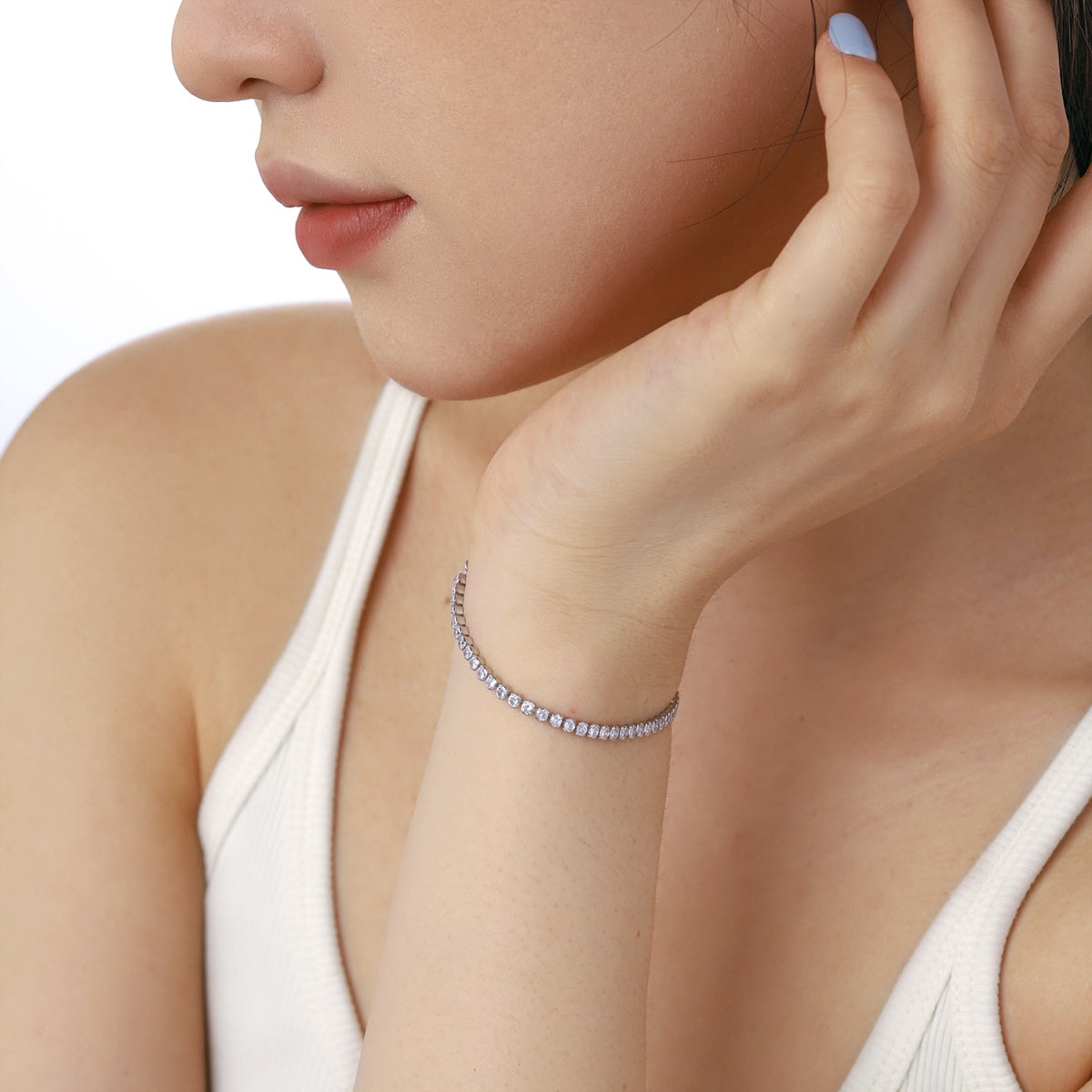 [OAK JURI]Dazzling Sparkling Round Cut Daily Bracelet