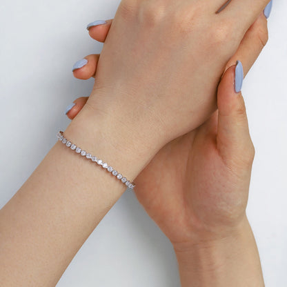 [OAK JURI]Ornate  Sparkling Round Cut Daily Bracelet