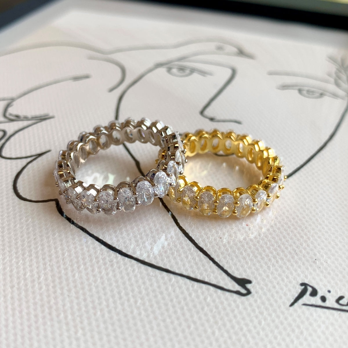 [OAK JURI]Ornate Oval Cut Tennis Ring