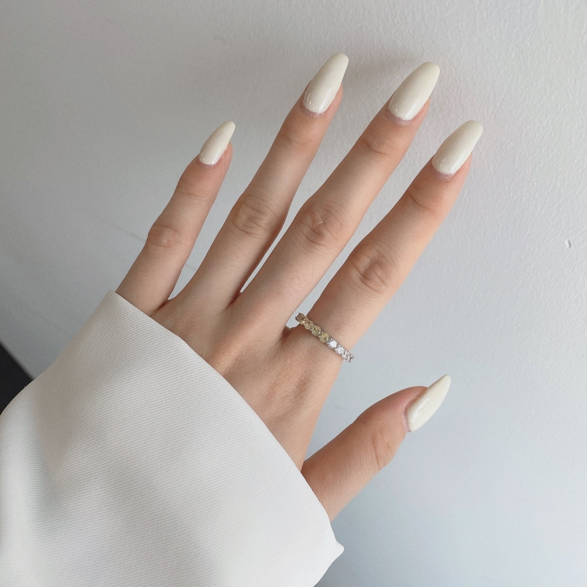 [OAK JURI]Sparkling Round Cut Tennis Ring