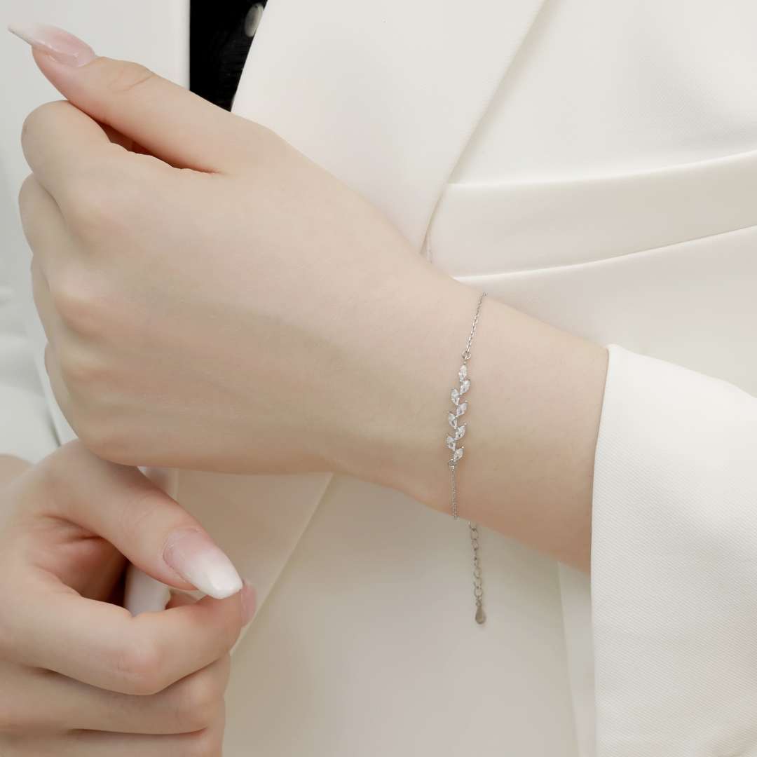 [OAK JURI]Elegant Wheat Leaves Shape Bracelet
