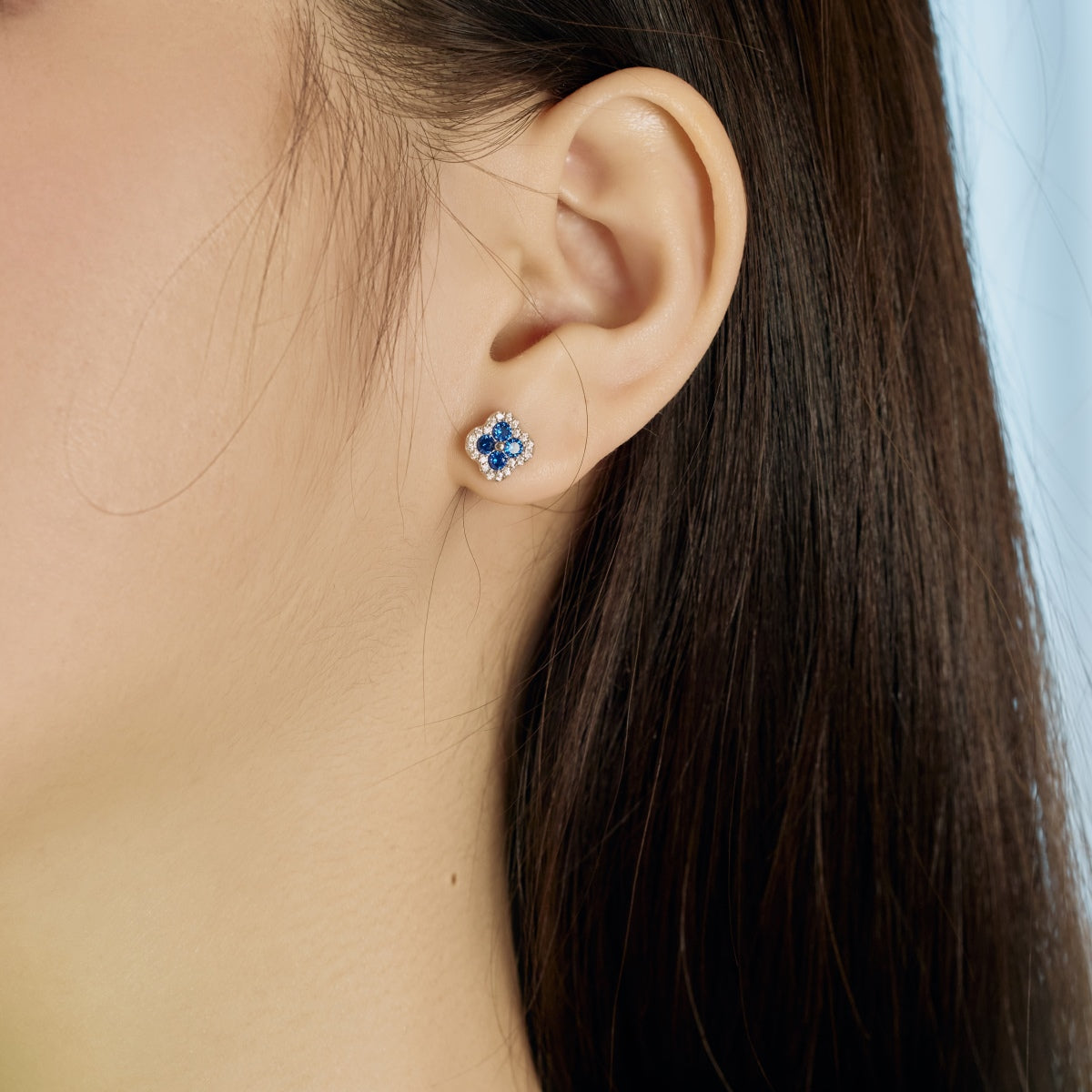 [OAK JURI]Four-Leaf Clover Flower Shaped Earrings