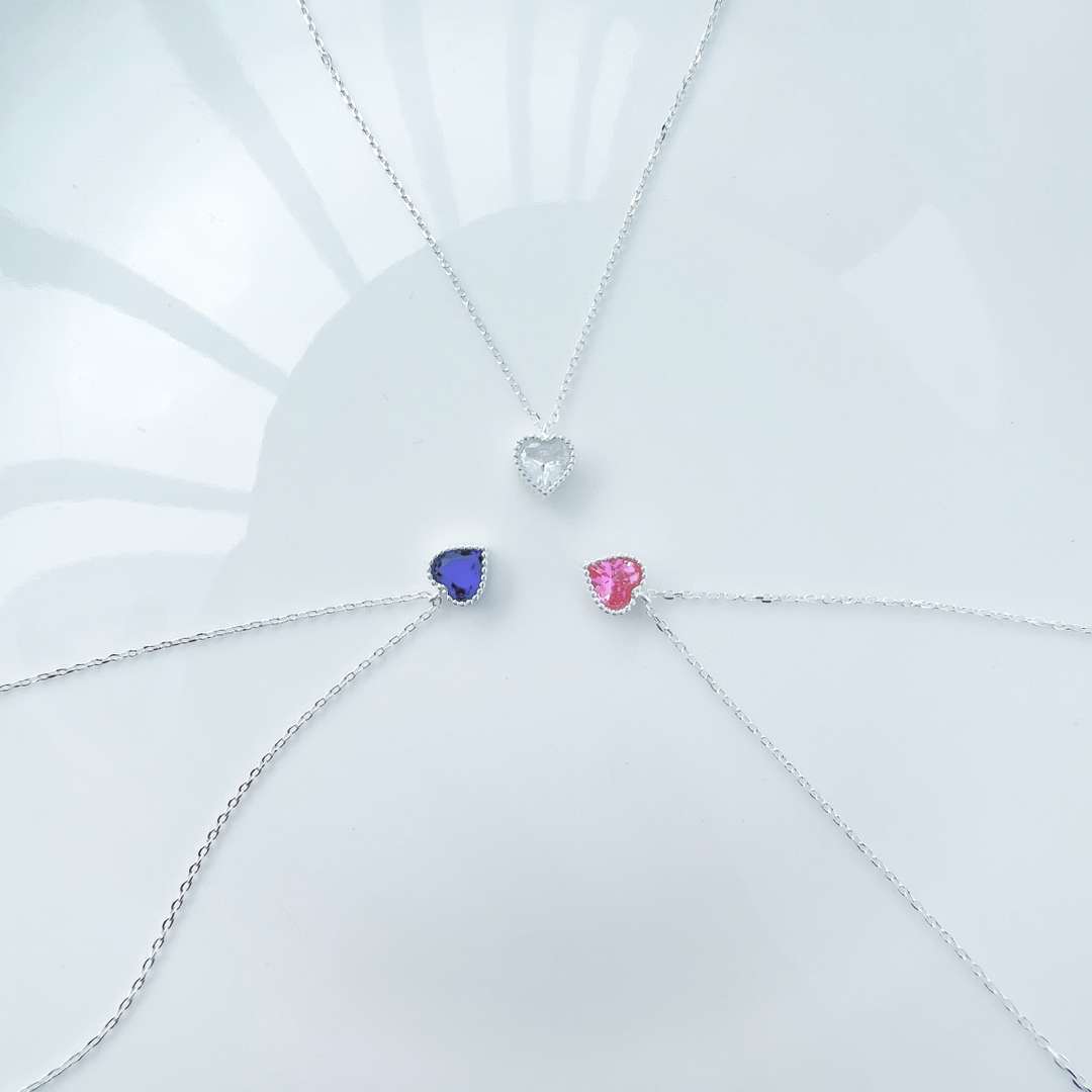 [OAK JURI]Ornate Heart Shape Necklace