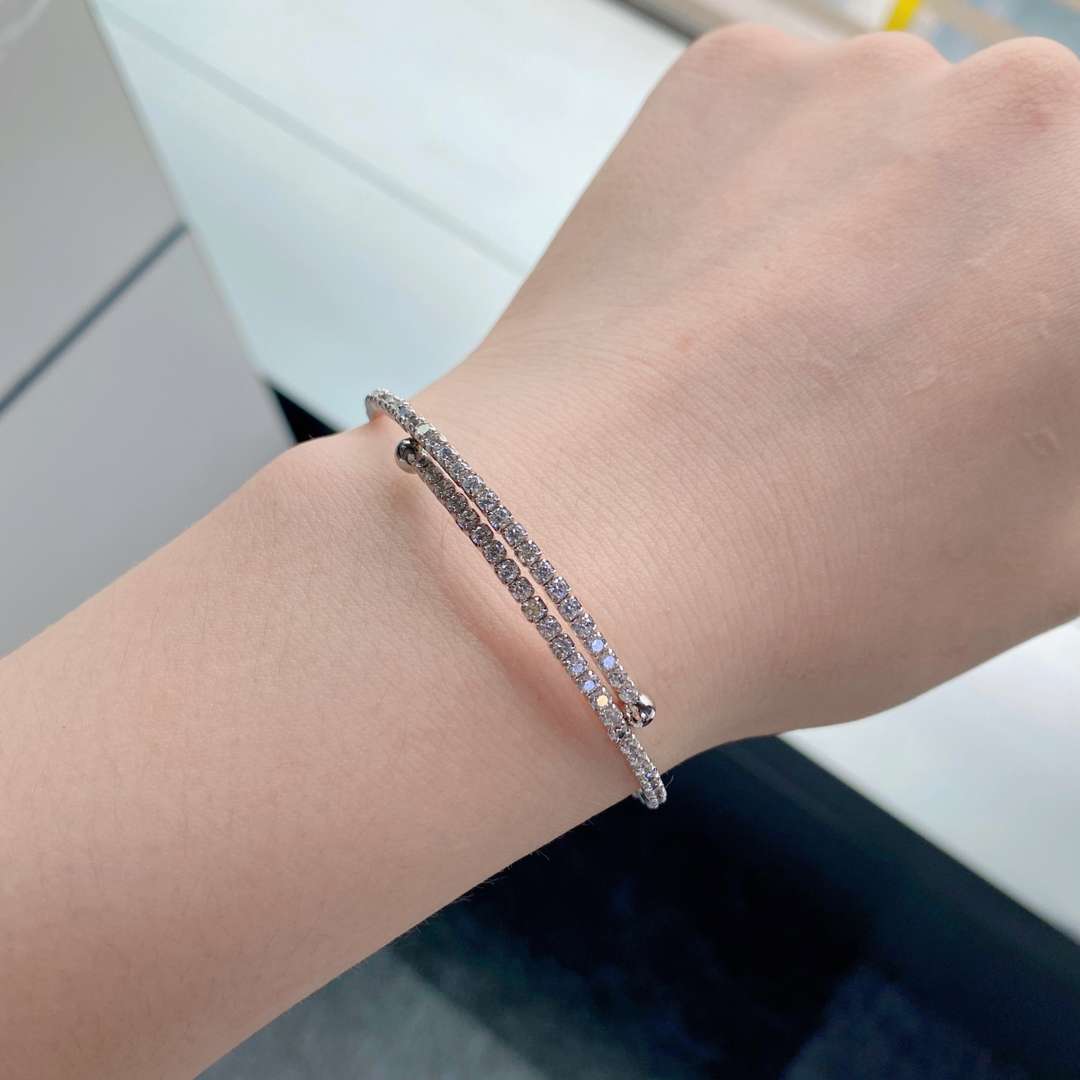 [OAK JURI]Row of Diamonds Round Fashion Bracelet