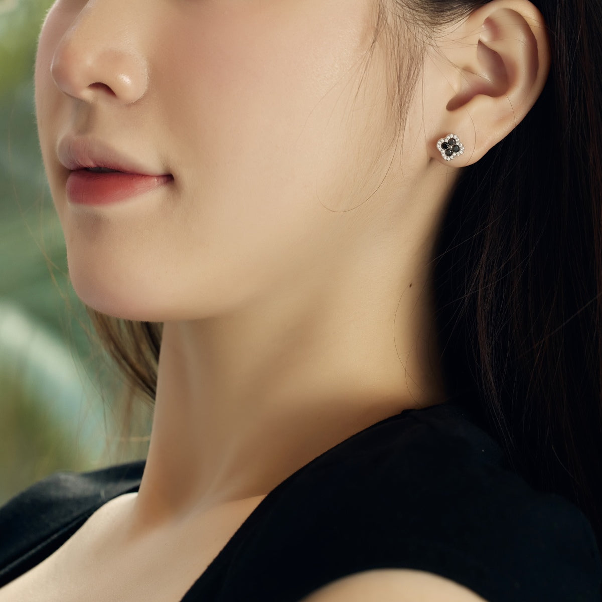 [OAK JURI]Four-Leaf Clover Flower Shaped Earrings