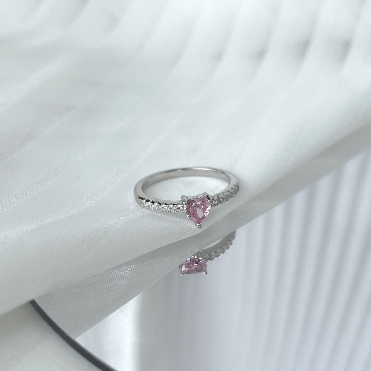 [OAK JURI]0.5 Carat CaratEternity Charming Heart Shape Lover Ring