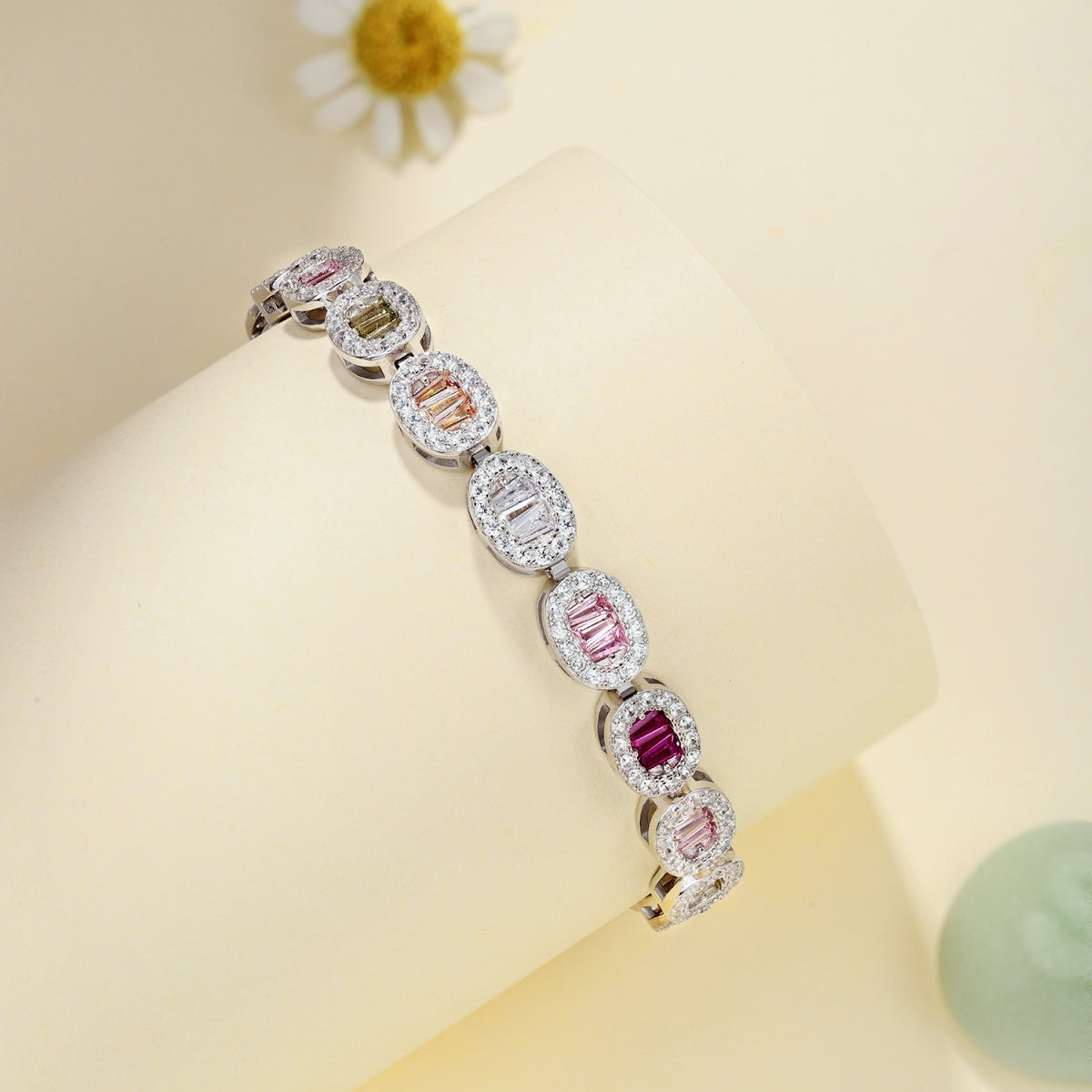 [OAK JURI]Exquisite Ornate Emerald Cut Daily Bracelet