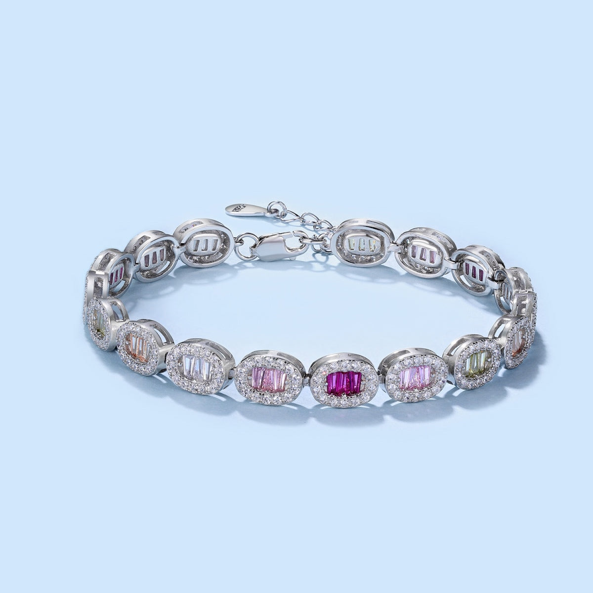 [OAK JURI]Exquisite Ornate Emerald Cut Daily Bracelet