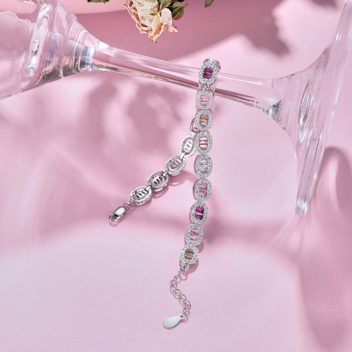 [OAK JURI]Exquisite Ornate Emerald Cut Daily Bracelet
