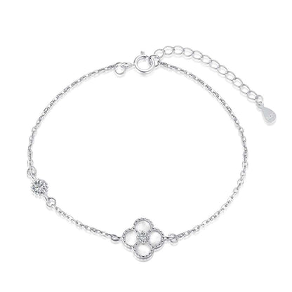 [OAK JURI]Delicate Four Leaf Clover Bracelet