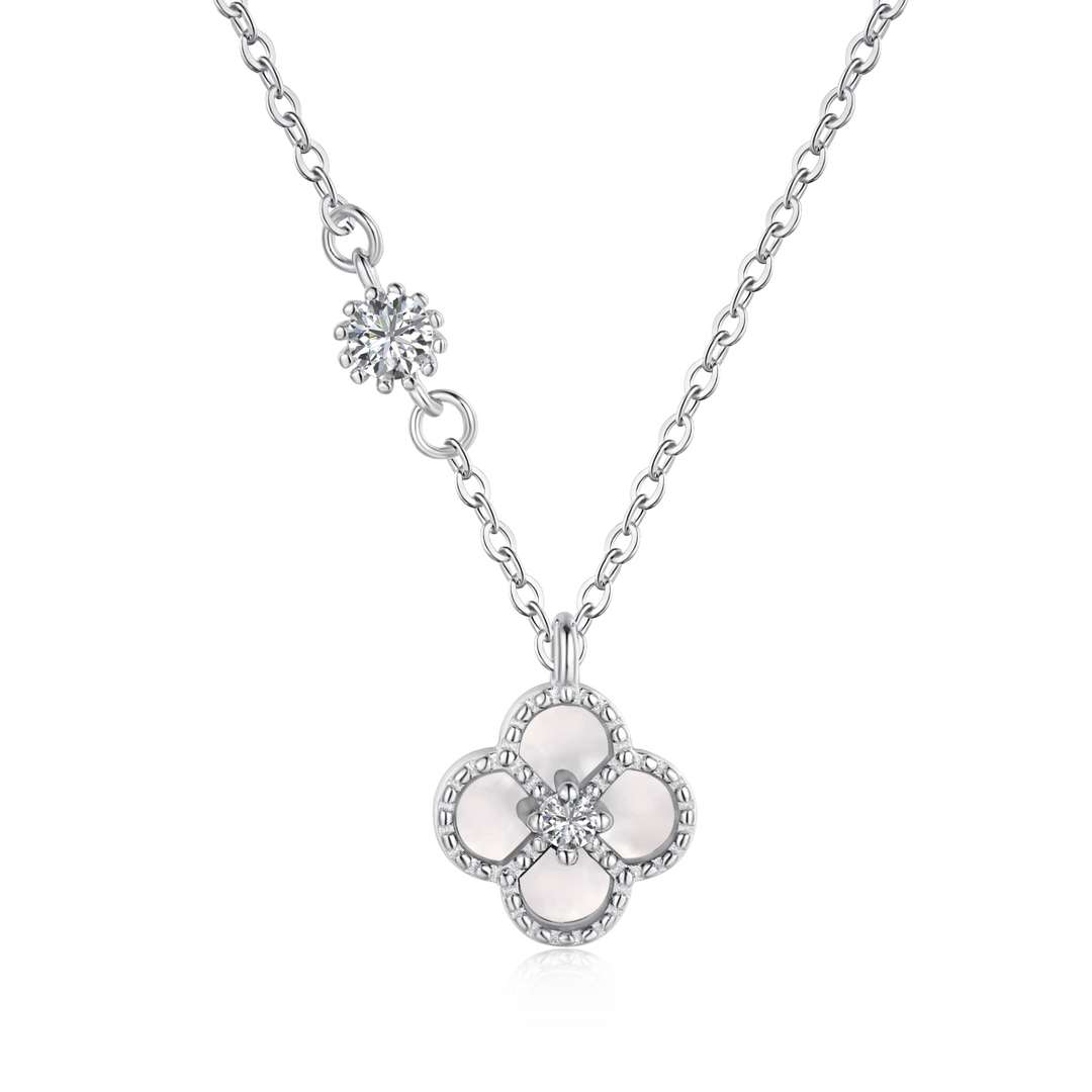 [OAK JURI]Delicate Flower Shape Necklace