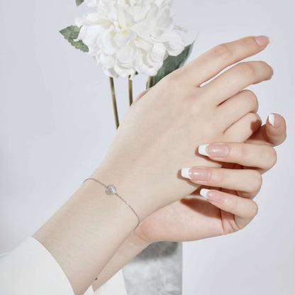 [OAK JURI]Heart-Shaped Gentle and Versatile Bracelet