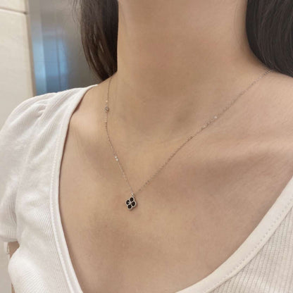 [OAK JURI]Delicate Flower Shape Necklace