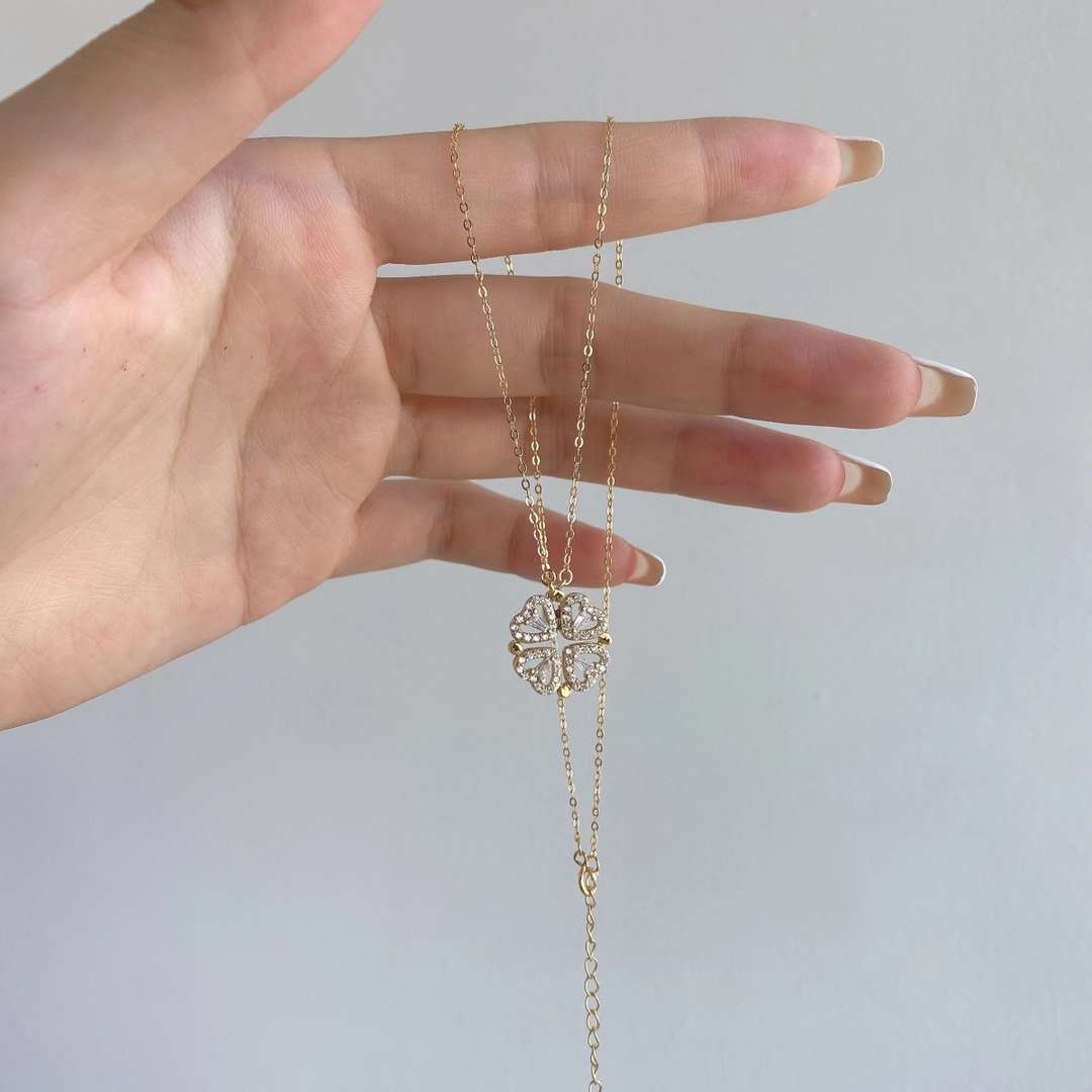 [OAK JURI]Ornate Heart Cut Flower Shape Necklace