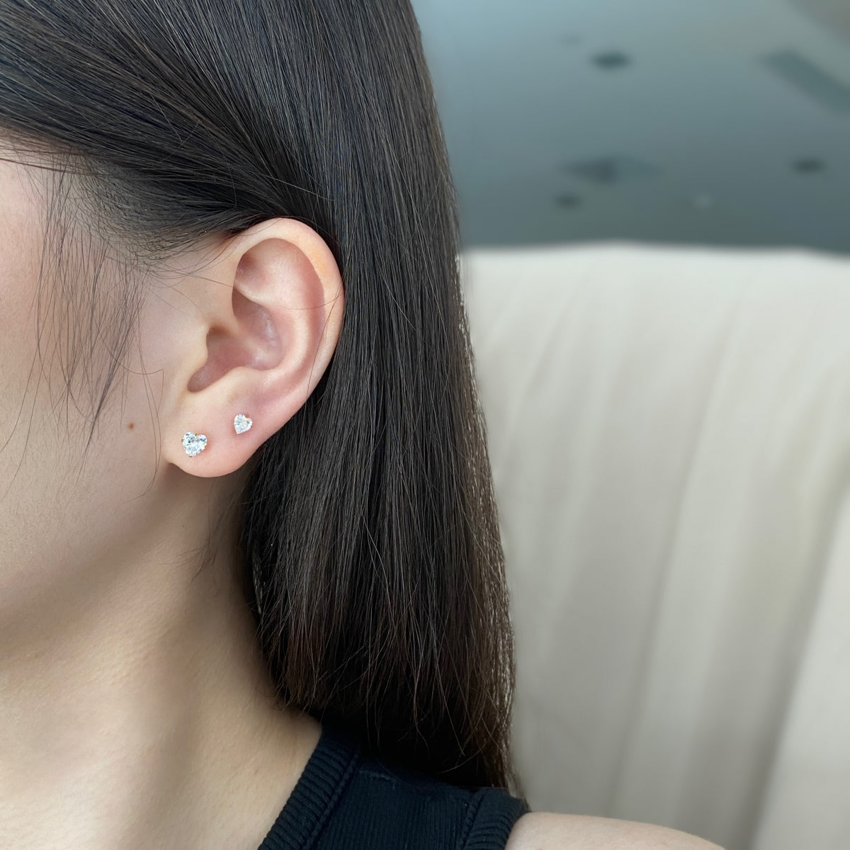 [OAK JURI]Sparkling Heart Shaped Simple Earrings