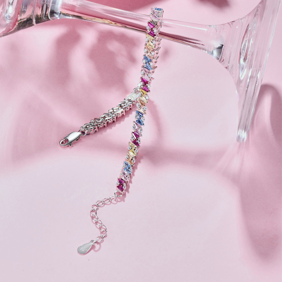 [OAK JURI]Ornate Sparkling Multi Cut Party Bracelet