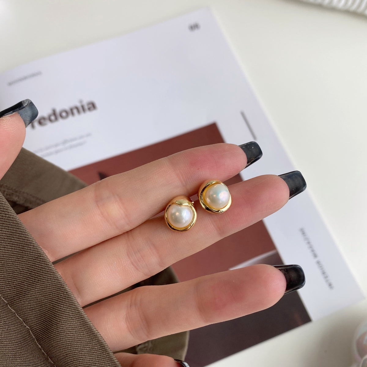 [OAK JURI]Dainty Bread Pearl Earrings