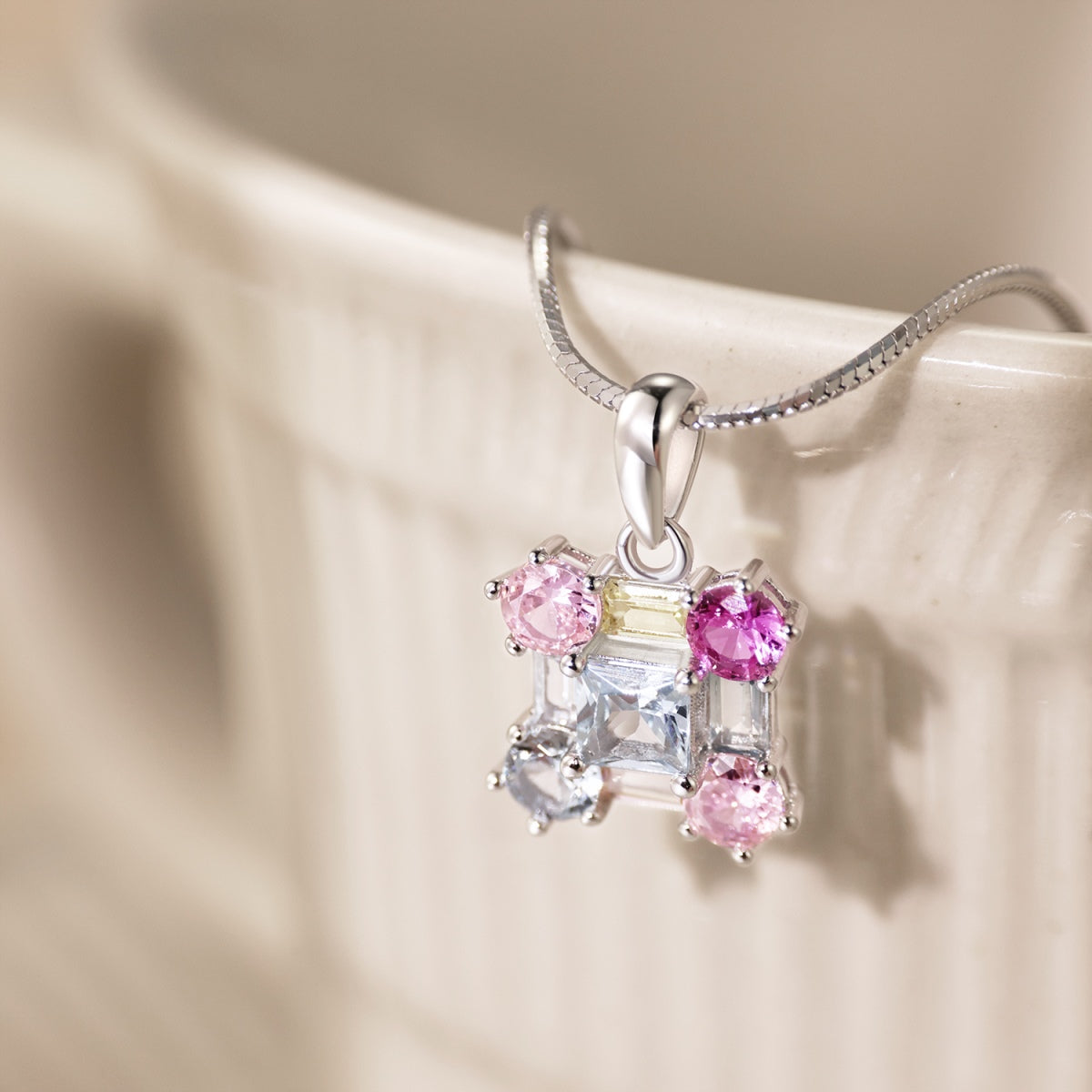 [OAK JURI]Gorgeous Multi Colorful Necklace