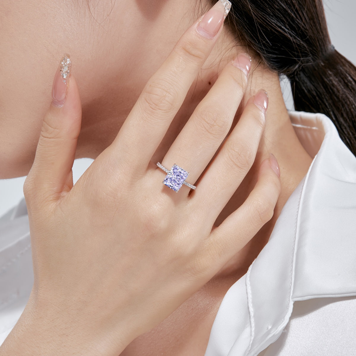 [OAK JURI]4.0 Carat Luxurious Engagement Ring
