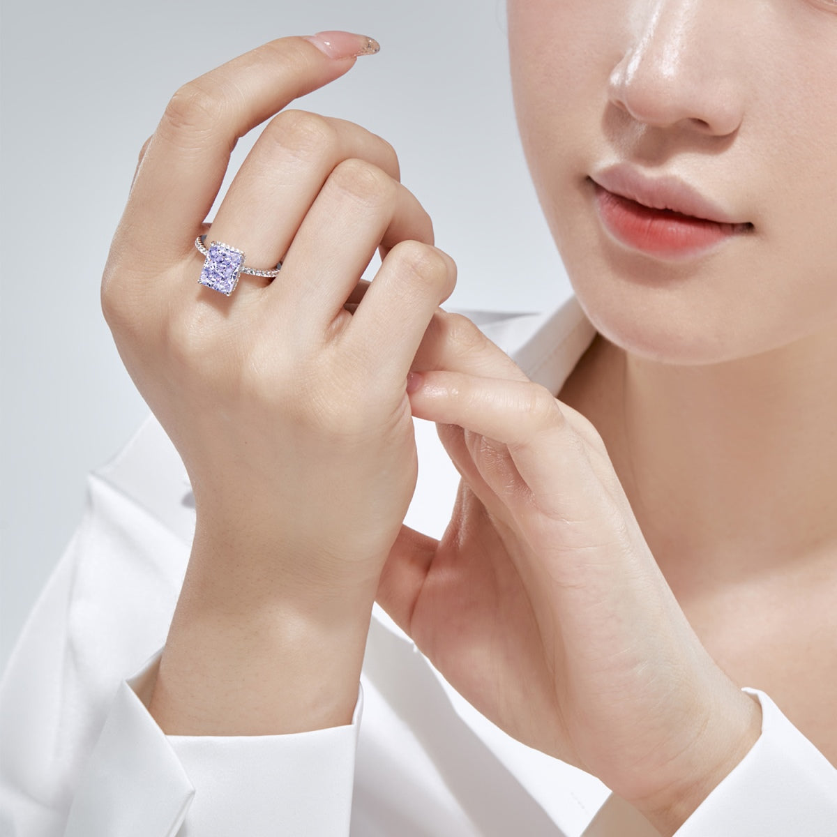 [OAK JURI]4.0 Carat Luxurious Engagement Ring
