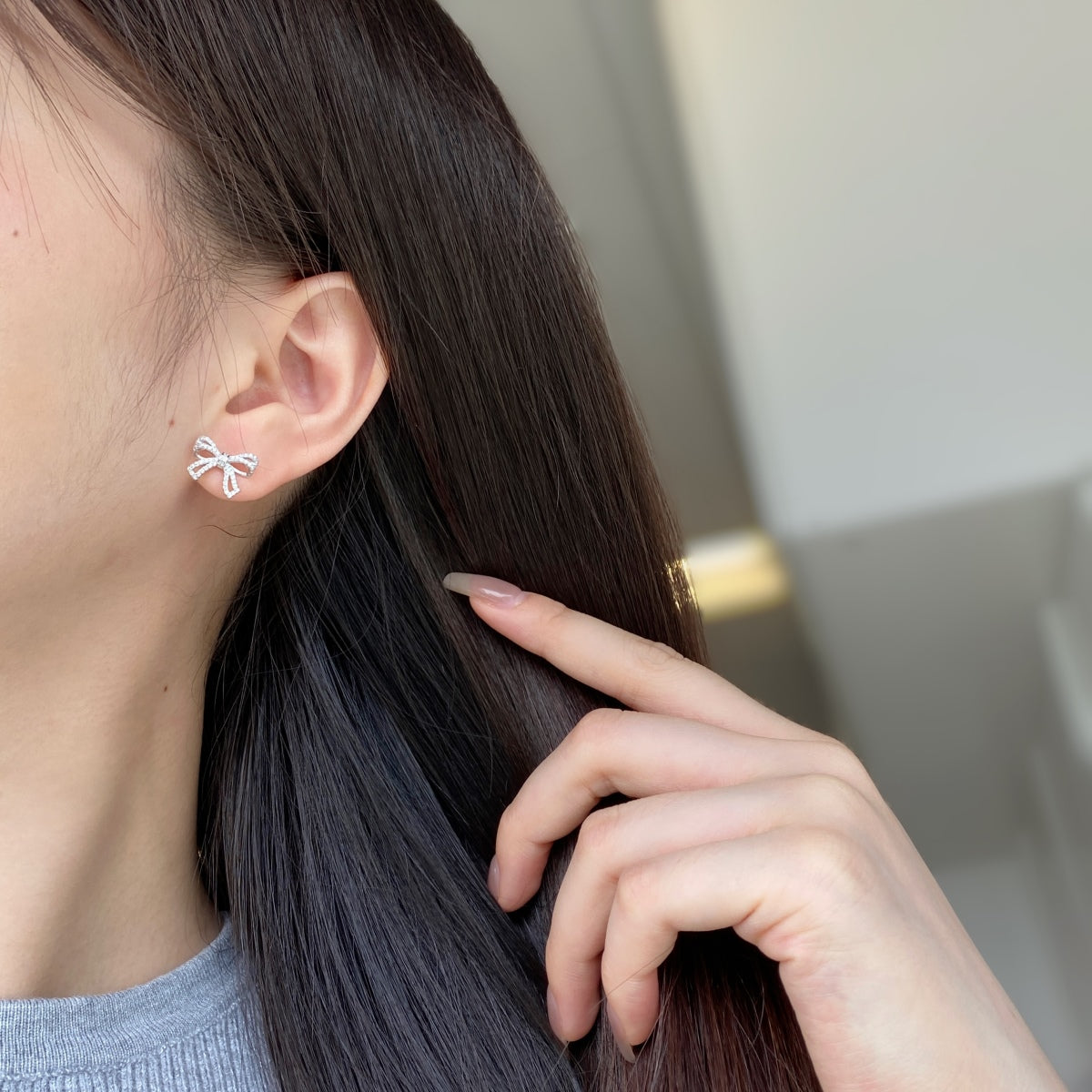 [OAK JURI]Dainty Bow Shape Earrings