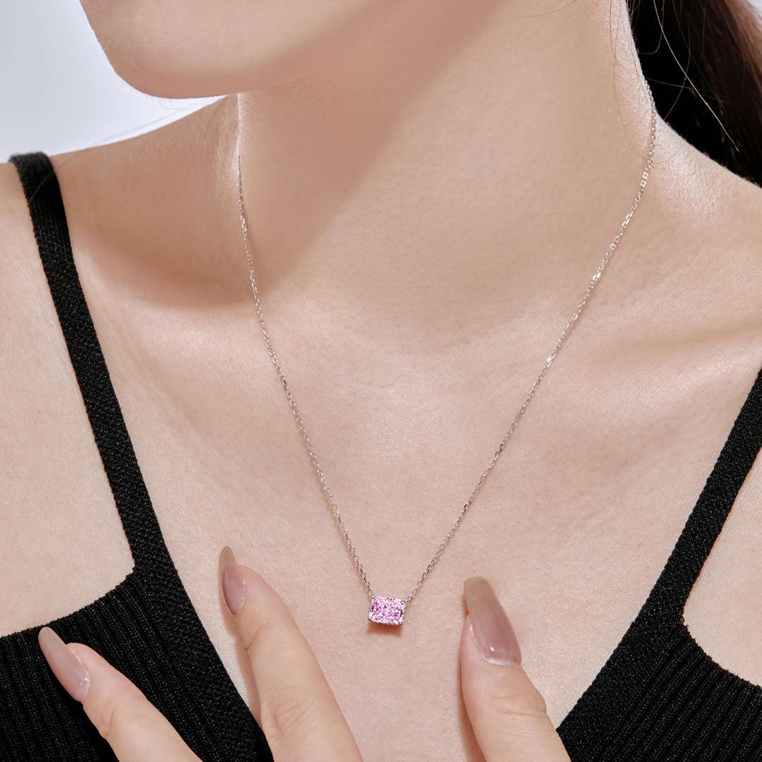[OAK JURI]Luxurious Square Shape Colorful Necalack