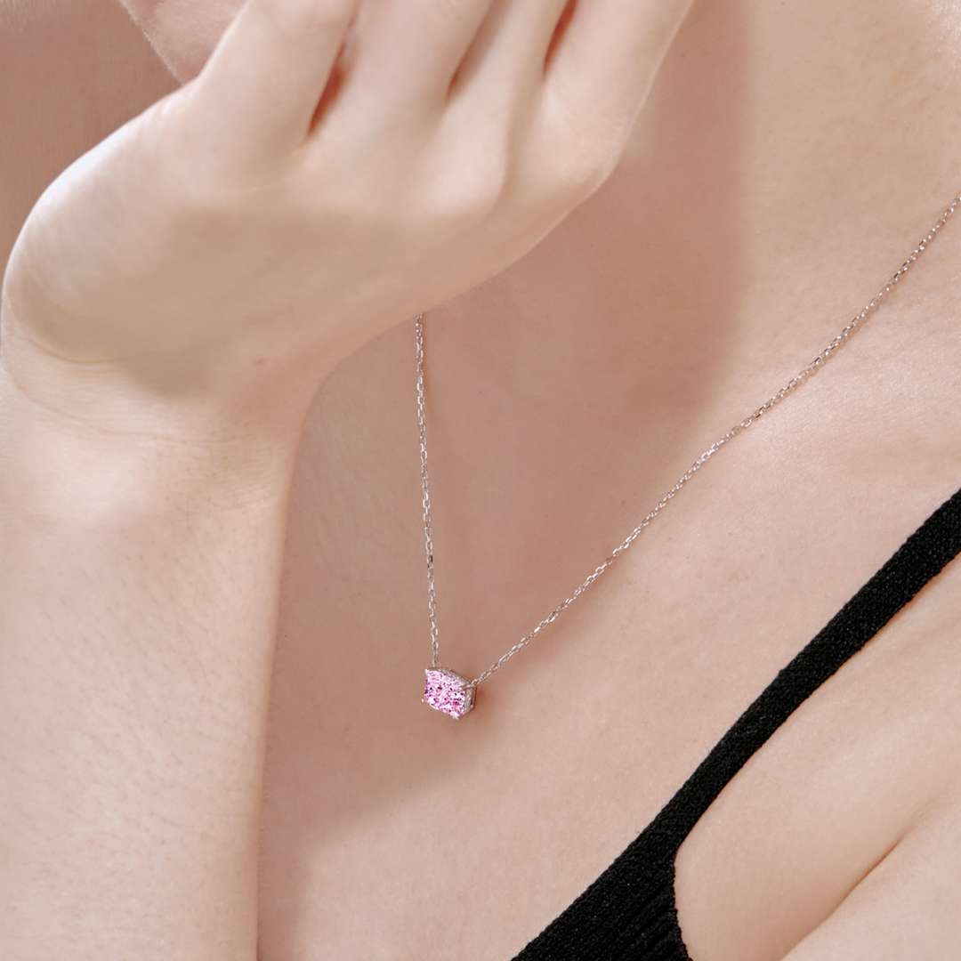[OAK JURI]Luxurious Square Shape Colorful Necalack