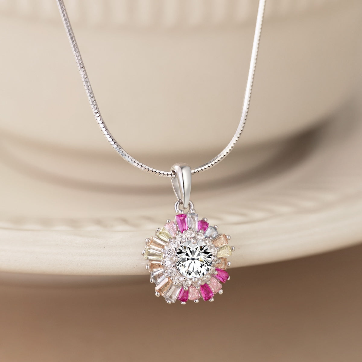[OAK JURI]Charming Flower Colorful Necklace
